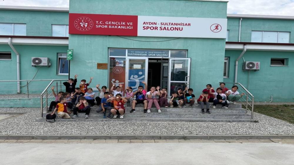 Salavatlı İlkokulu &ouml;ğrencilerinden geleneksel oyunlarda başarı

