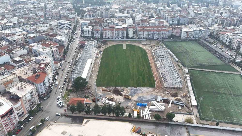 Adnan Menderes Stadyumu&rsquo;nda &ccedil;im serildi
