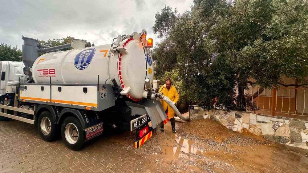 Didim Belediyesi&rsquo;nden yağış sonrası m&uuml;dahale
