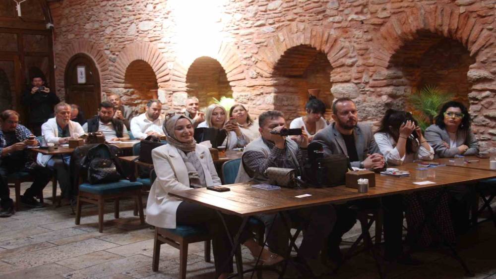 Aydın&rsquo;da gazetecilere dijital medya ve yapay zeka eğitimi
