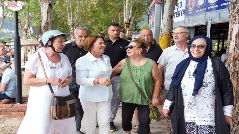 Didim Belediyesi&rsquo;nden Akb&uuml;k&rsquo;te bayramlaşma programı d&uuml;zenlendi
