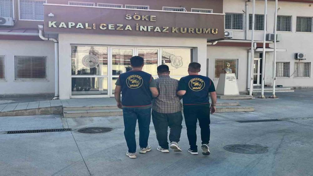 S&ouml;ke&rsquo;de 9 yıl hapis cezasıyla aranan h&uuml;k&uuml;ml&uuml; yakalandı
