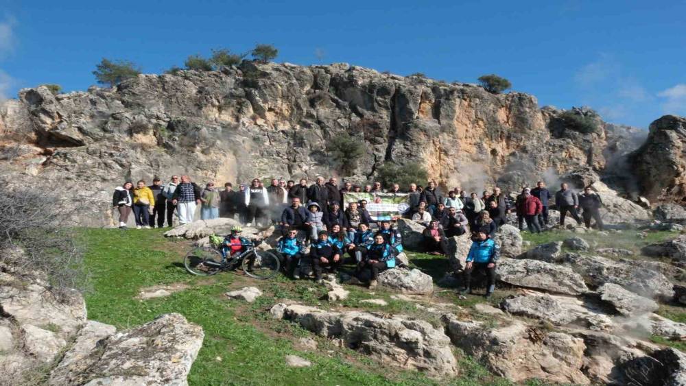 Buharkentliler &lsquo;doğa ve tarih&rsquo; i&ccedil;in y&uuml;r&uuml;d&uuml;
