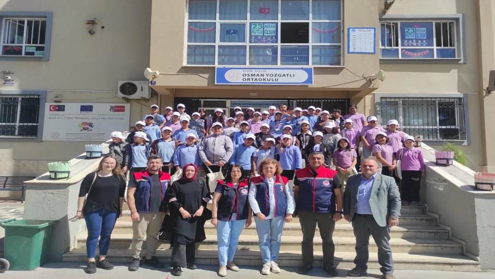 Aydın&rsquo;da &ouml;ğrencilere organik tarım anlatıldı
