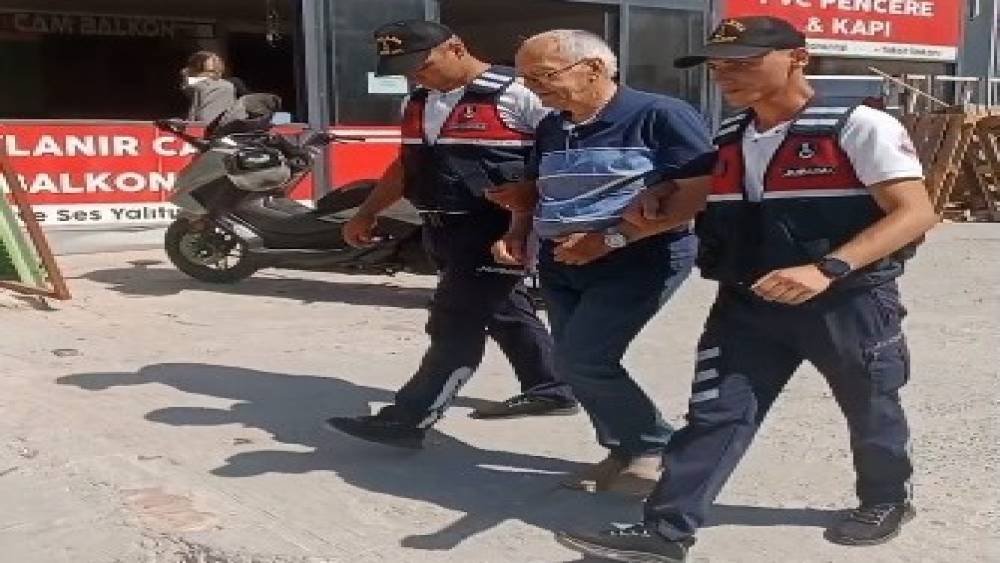 Başkan &Ouml;ten, g&ouml;zaltına alındı
