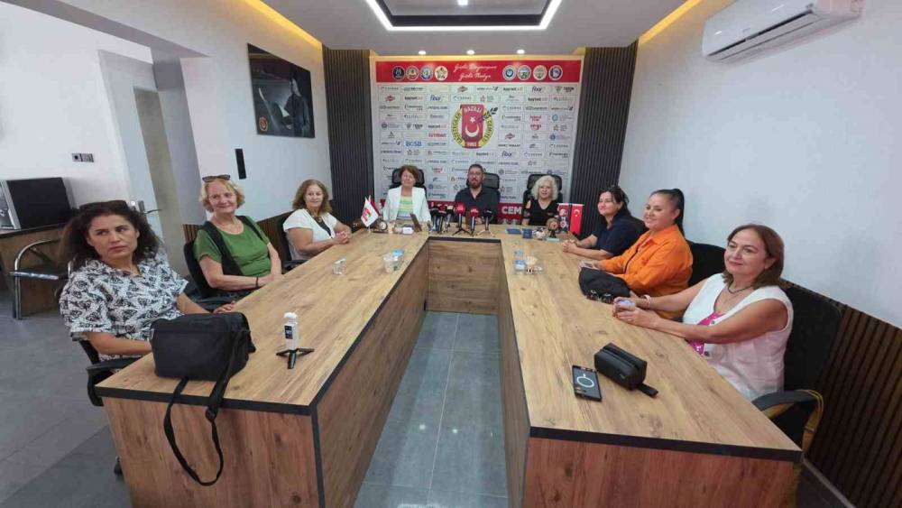 Kadınlar Nazilli i&ccedil;in g&uuml;&ccedil;birliği yapacak
