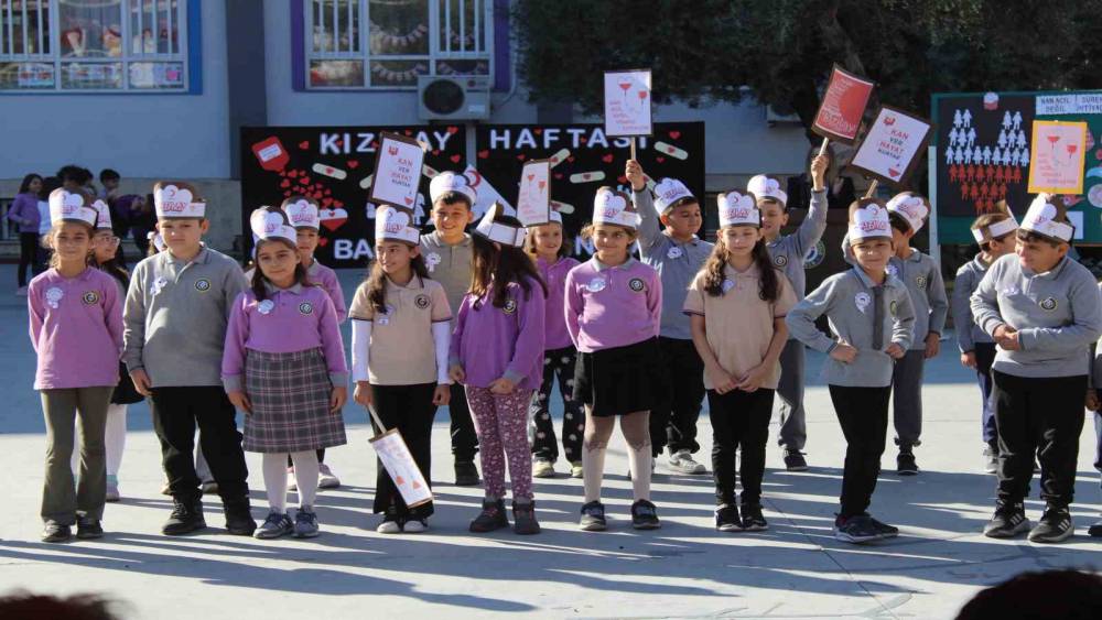 Minikler kan bağışına dikkat çekti
