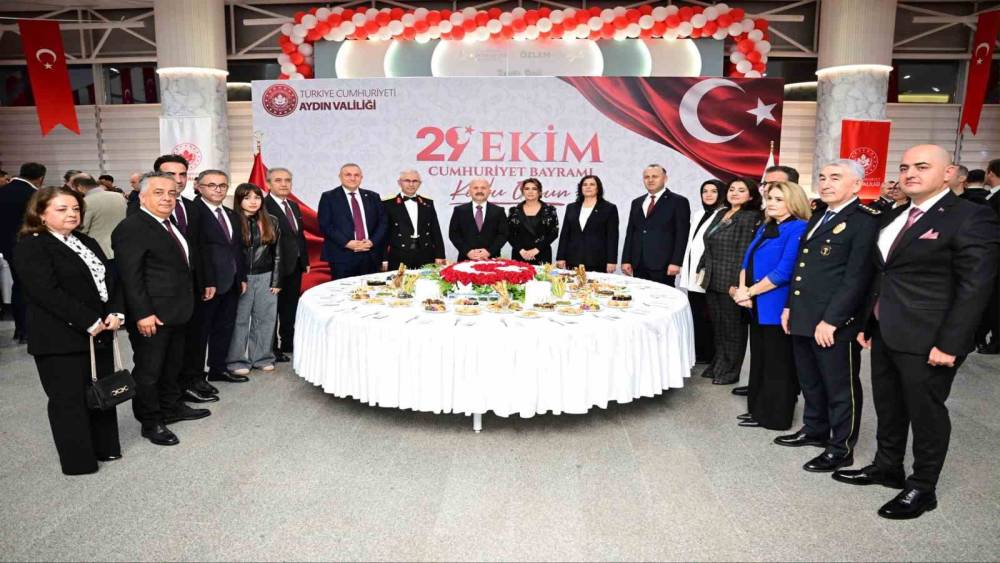 Aydın&rsquo;da, Cumhuriyet Resepsiyonu ger&ccedil;ekleştirildi
