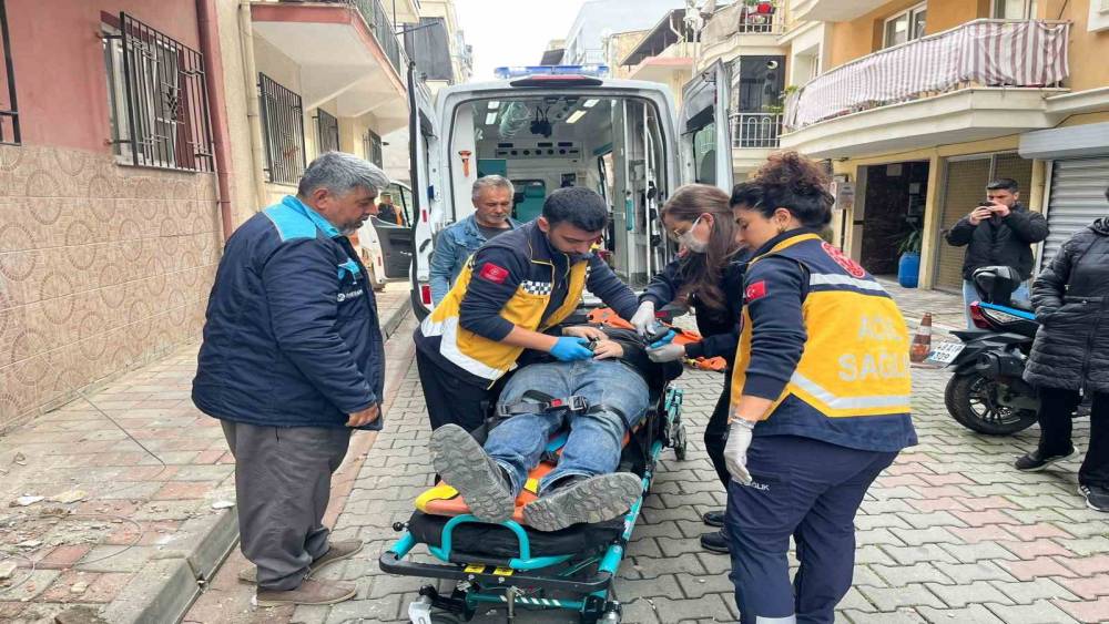 Klima motoru yerinden &ccedil;ıktı, iş&ccedil;i yere &ccedil;akıldı
