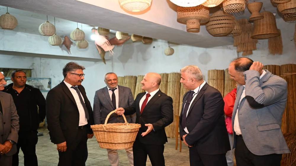 Vali Varol, Ilıcabaşı&rsquo;nın el emeği geleneğini inceledi
