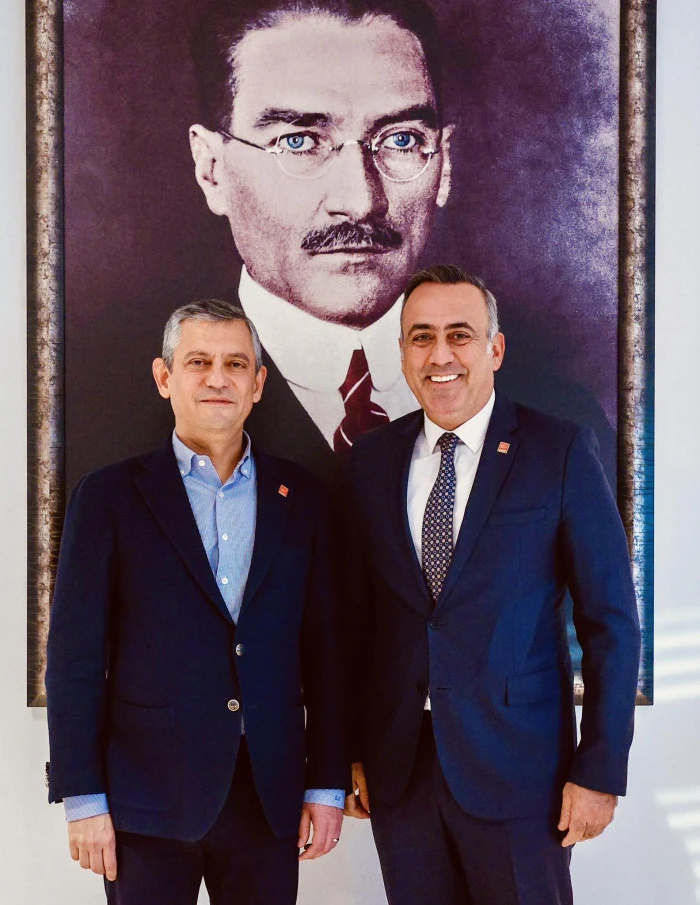 CHP'li Serkan Sevim'den Umut Tuncer'e konser tepkisi