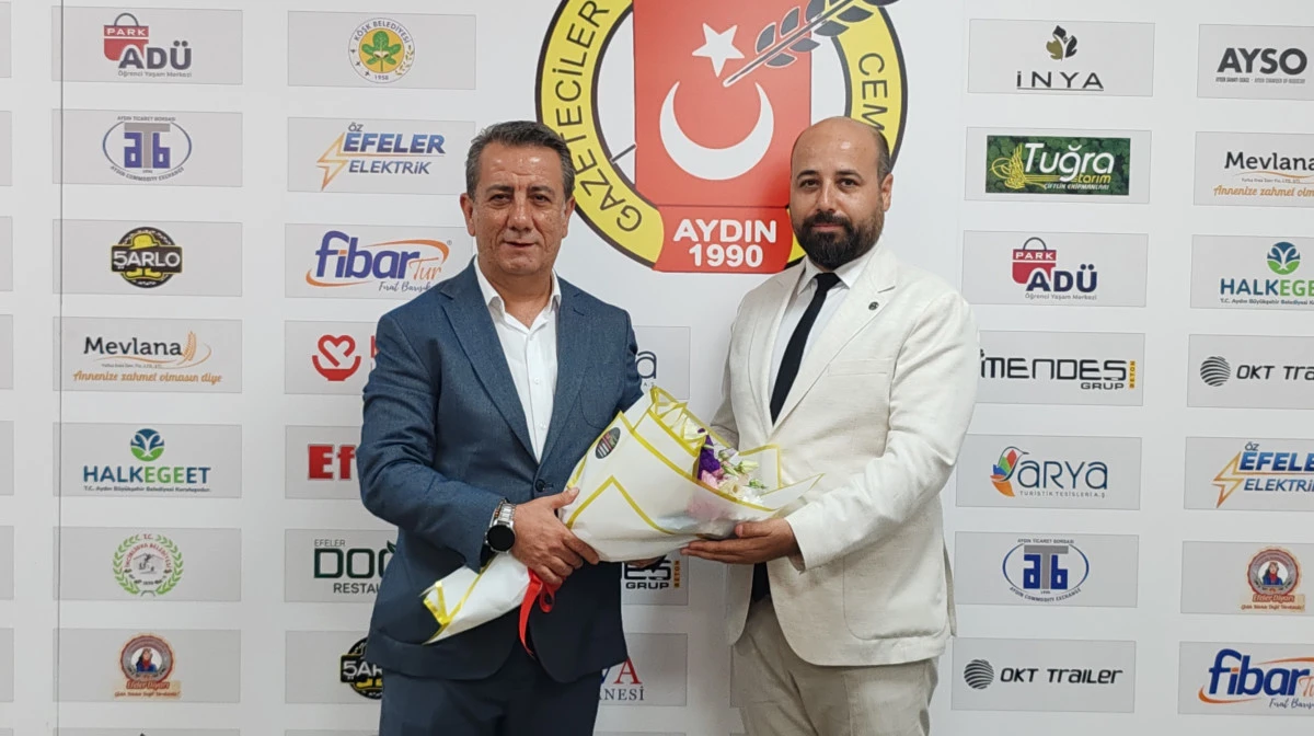 Anıl Yetişkin'den Yeni Parti a&ccedil;ıklaması: "Atanmış genel merkezle &ccedil;alışmamız kolay g&ouml;r&uuml;nm&uuml;yor"