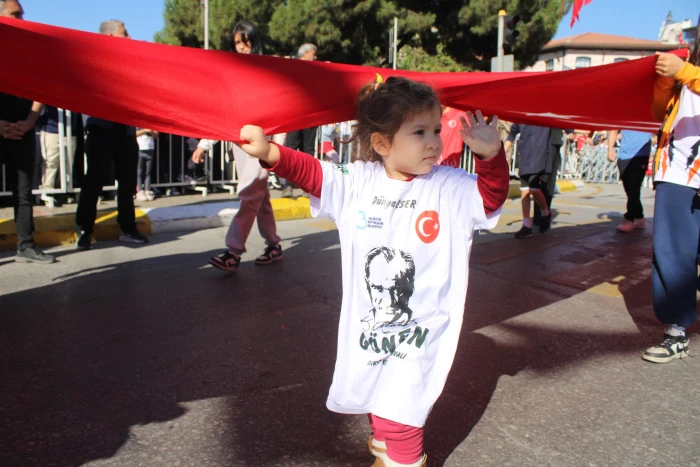 Aydın’da 29 Ekim Cumhuriyet Bayramı coşkuyla kutlandı
