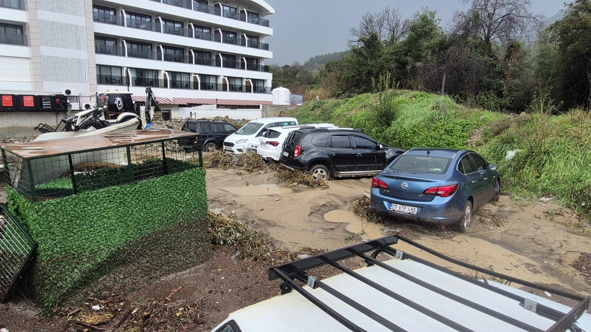 Aydın B&uuml;y&uuml;kşehir Belediyesi&rsquo;nin ihmali S&ouml;ke Kuşadası Davutlar ve G&uuml;zel&ccedil;amlı&rsquo;ya sel dehşetini yaşattı