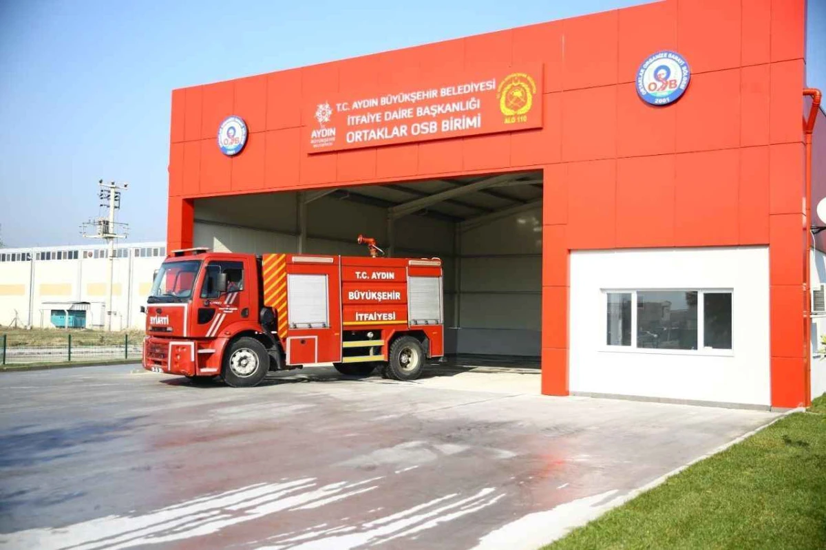 AYDIN İTFAİYESİ ARA&Ccedil; &Ccedil;ALDIRDI: ANKARA YOLUNDA YAKALANDI