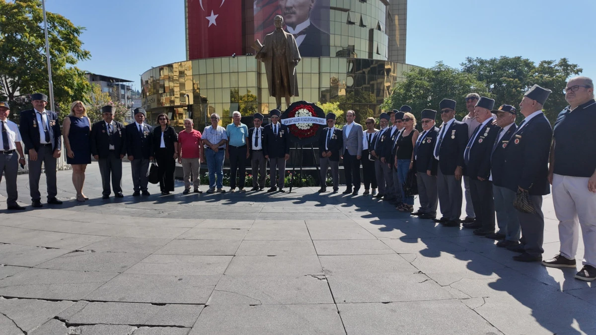 Aydın'da Kıbrıs Barış Harekatı'nın 52. yılı: Şehitler ve gaziler t&ouml;renle anıldı