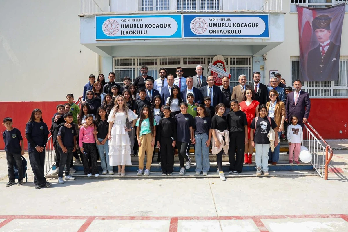 BAŞKAN ANIL YETİŞKİN D&Uuml;NYA ROMANLAR G&Uuml;N&Uuml; ETKİNLİĞİNE KATILDI