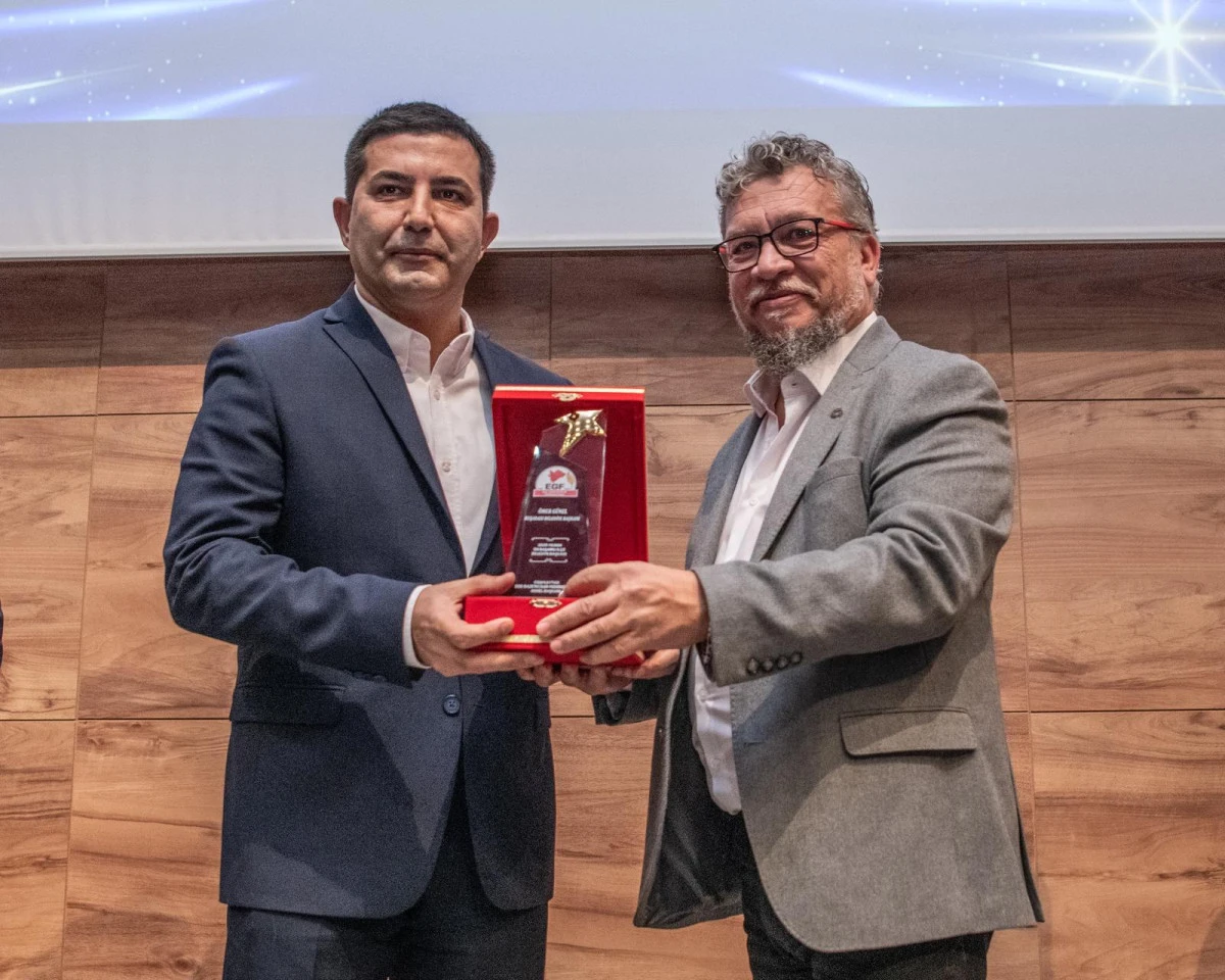 BAŞKAN &Ouml;MER G&Uuml;NEL YİNE ZİRVEDE YER ALDI