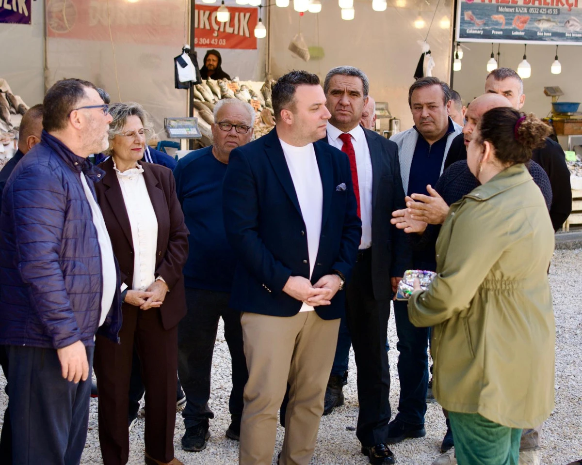 BAŞKAN VEKİLİ TAHSİN DEMİRTAŞ&rsquo;TAN BALIK&Ccedil;I ESNAFINA ZİYARET