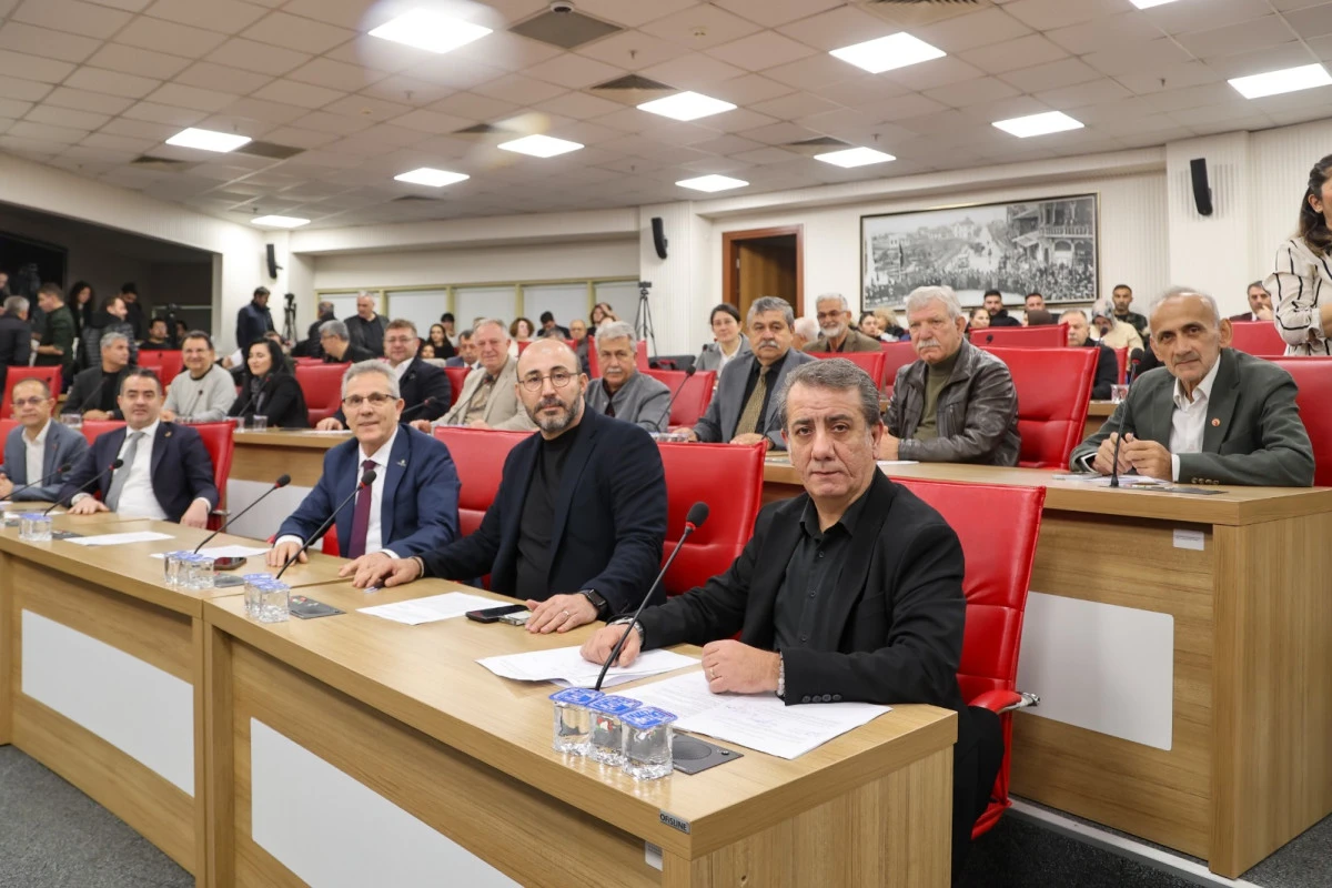 B&Uuml;Y&Uuml;KŞEHİR MECLİSİ&rsquo;NDE GERİLİM: BAŞKAN YETİŞKİN&rsquo;DEN NET &Ccedil;IKIŞ