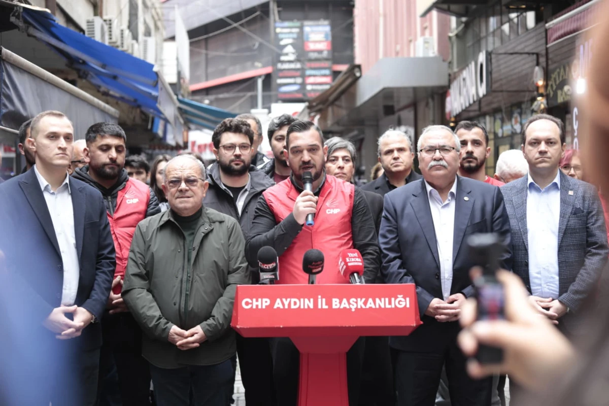 CHP Gen&ccedil;lik &Ouml;rg&uuml;tlerinden 81 İlde Ortak Ses: Baskılara ve Yasaklara Karşı Sokaktayız