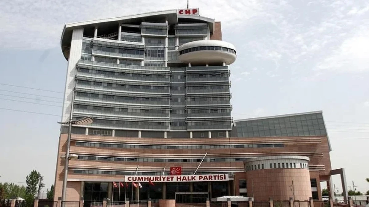 CHP&rsquo;den Genel Merkez &Ccedil;ağrısı: &ldquo;Parti &Uuml;yeleri Genel Merkez&rsquo;e Davet Edildi&rdquo;
