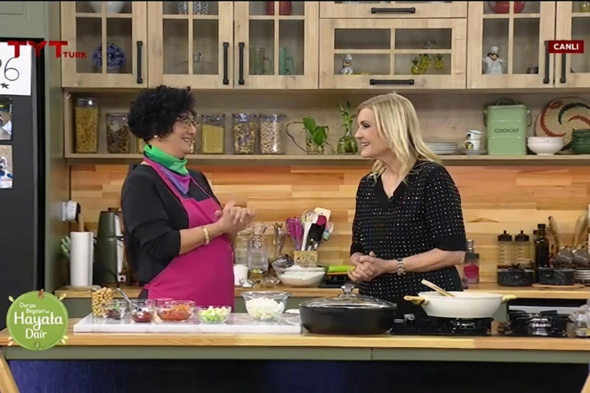 EFELER BELEDİYESİ &Uuml;R&Uuml;NLERİ KADIN EMEĞİYLE ULUSAL SOFRALARDA