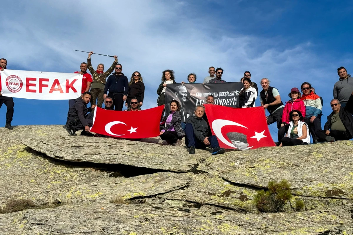 EFELER BELEDİYESİ’NDEN 10 KASIM ATA’YA SAYGI YÜRÜYÜŞÜ