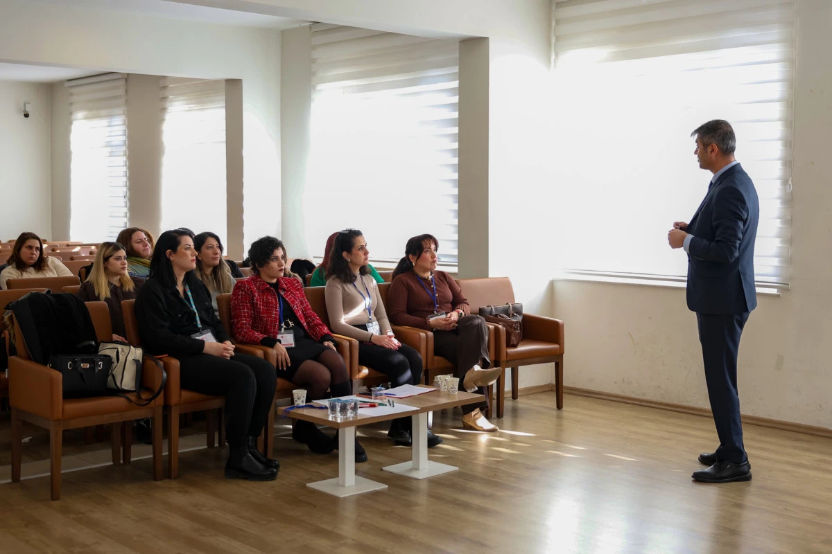 EFELER KADIN KOOPERATİFİ EĞİTİMLE G&Uuml;&Ccedil;LENİYOR