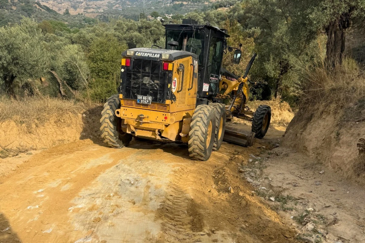 EFELER&rsquo;DE HASAR G&Ouml;REN TARIM ARAZİ YOLLARI A&Ccedil;ILIYOR