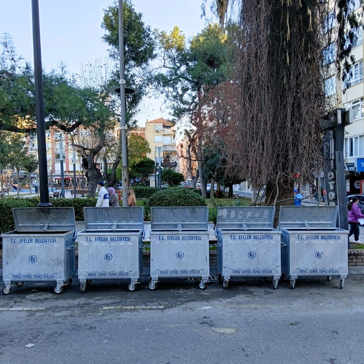 EFELER&rsquo;DE TEMİZLİK HİZMETLERİ G&Uuml;&Ccedil;LENİYOR