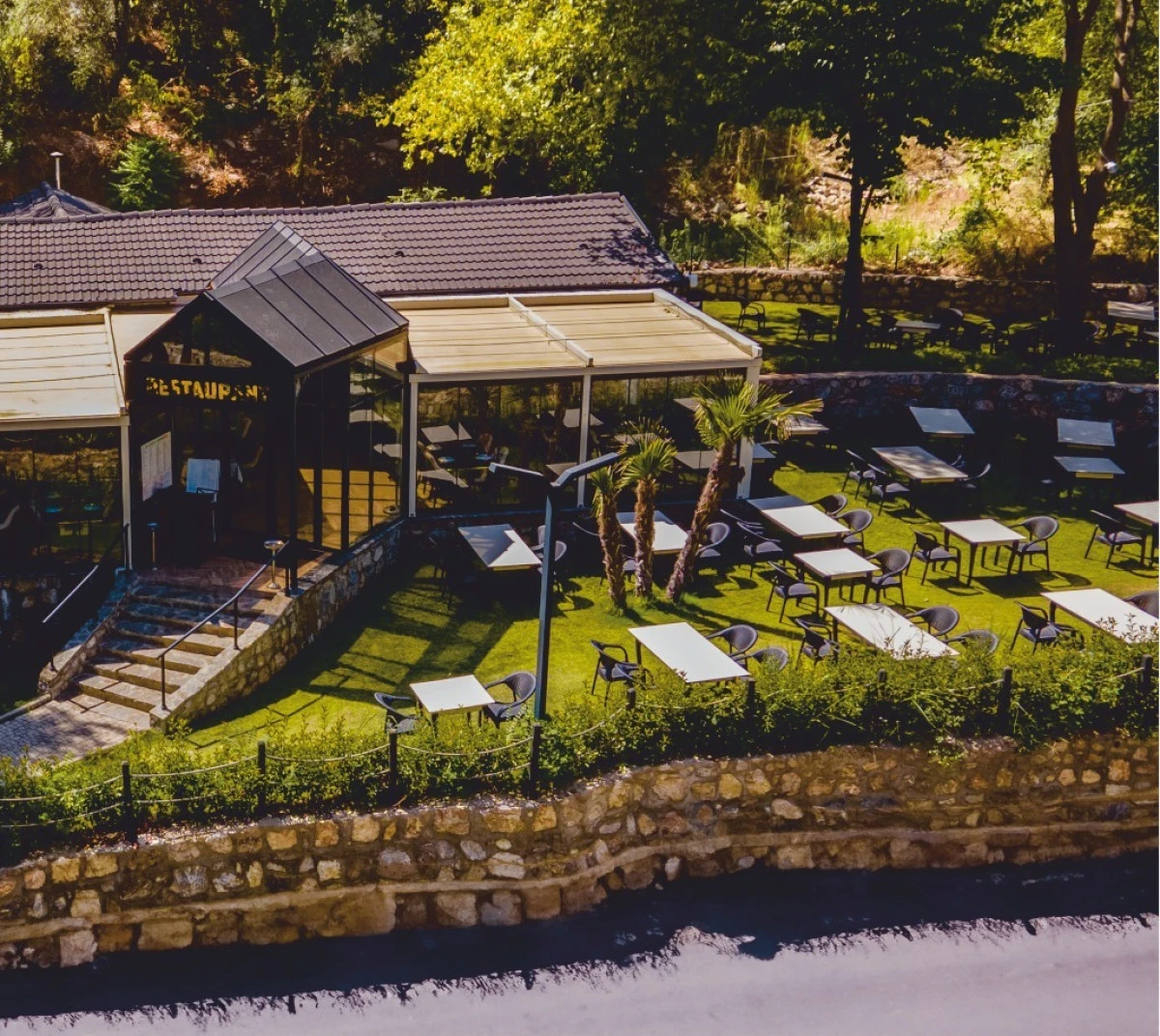 EFELER&rsquo;İN AYRICALIKLI MEKANINDAN MİSAFİRLERİNE &Ouml;ZEL HİZMET