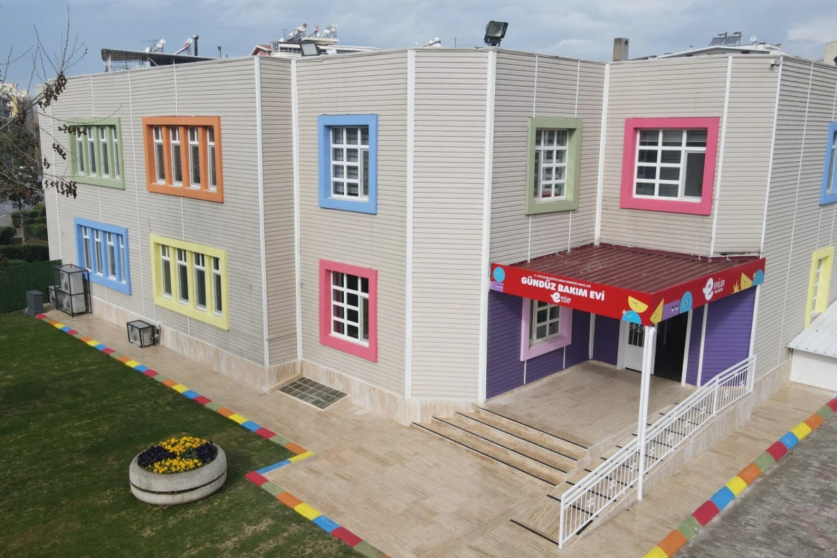 EFELER&rsquo;İN G&Uuml;ND&Uuml;Z BAKIMEVLERİNDE &Ouml;N KAYITLAR BAŞLADI