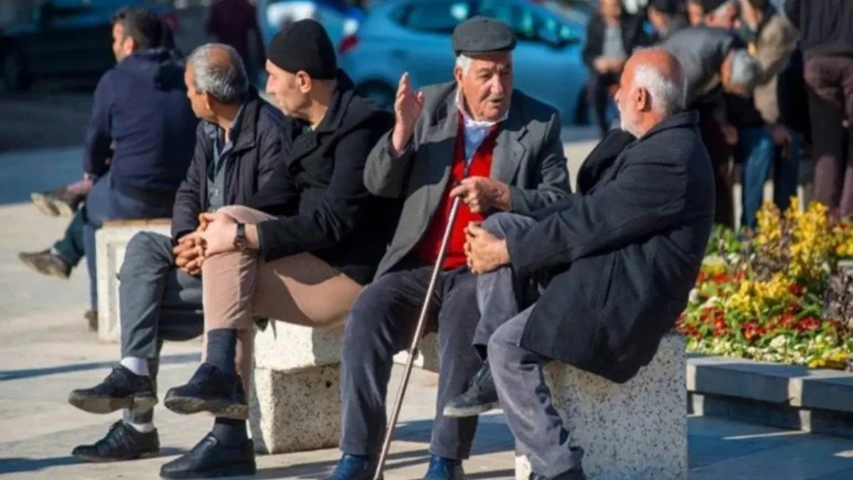Emekliye Bayram İkramiyesi İ&ccedil;in K&ouml;t&uuml; Haber