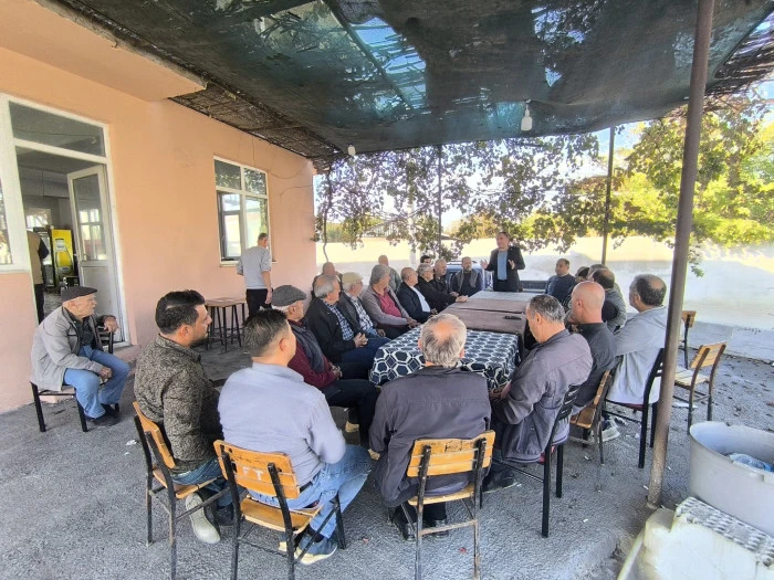 CHP’Lİ EVRİM KARAKOZ GERMENCİK VE EFELER’DE VATANDAŞLA BİR ARAYA GELDİ