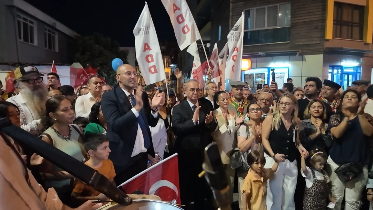 GERMENCİK&rsquo;TE İNCİR FESTİVALİ COŞKUSU: BİNLERCE KİŞİ KORTEJDE BULUŞTU
