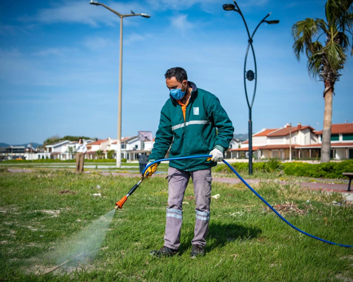 G&Uuml;ZEL&Ccedil;AMLI&rsquo;DAN KUŞTUR&rsquo;A KIYI ŞERİDİNDE YOĞUN MESAİ