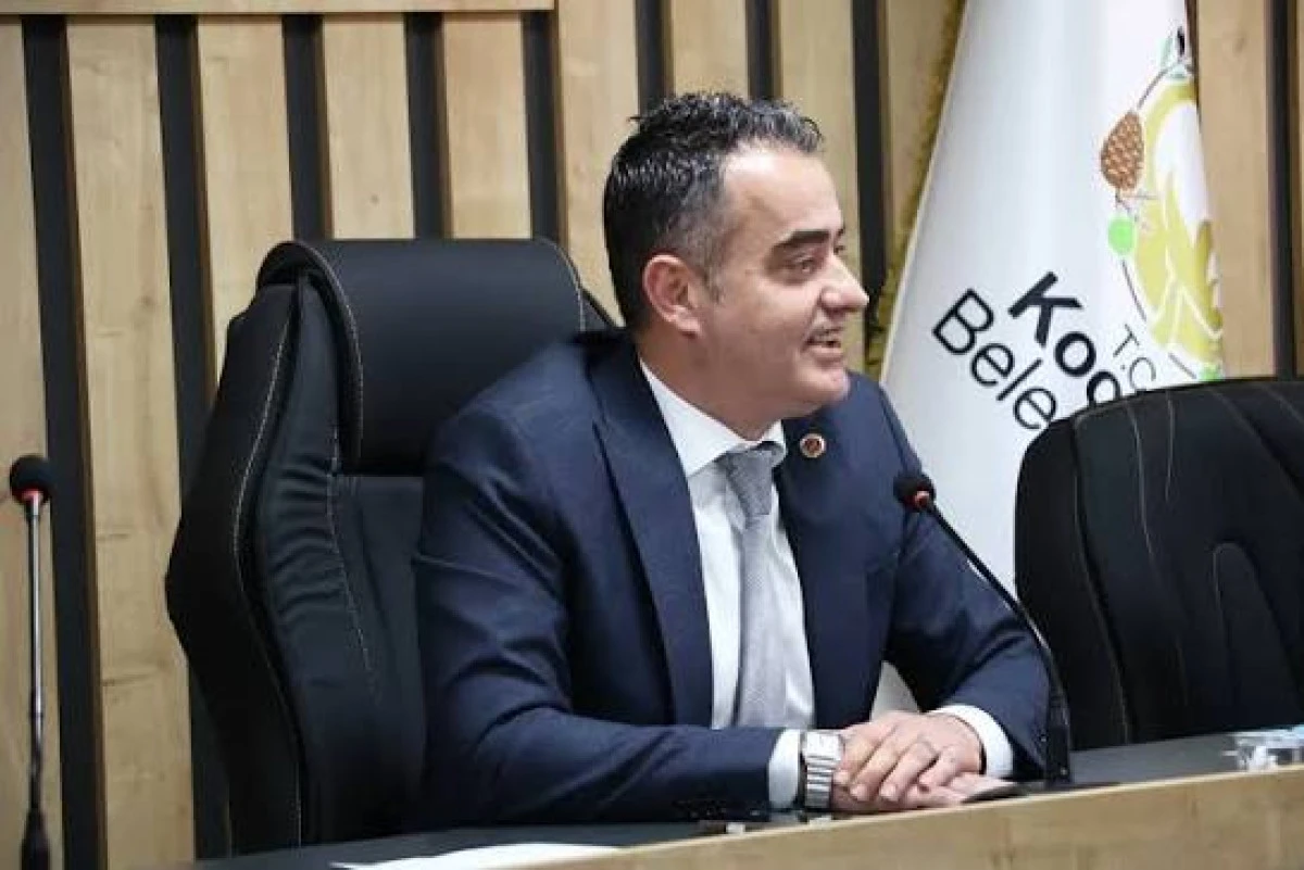 Ko&ccedil;arlı Belediye Başkanı &Ouml;zg&uuml;r Arıcı CHP'den istifa etti