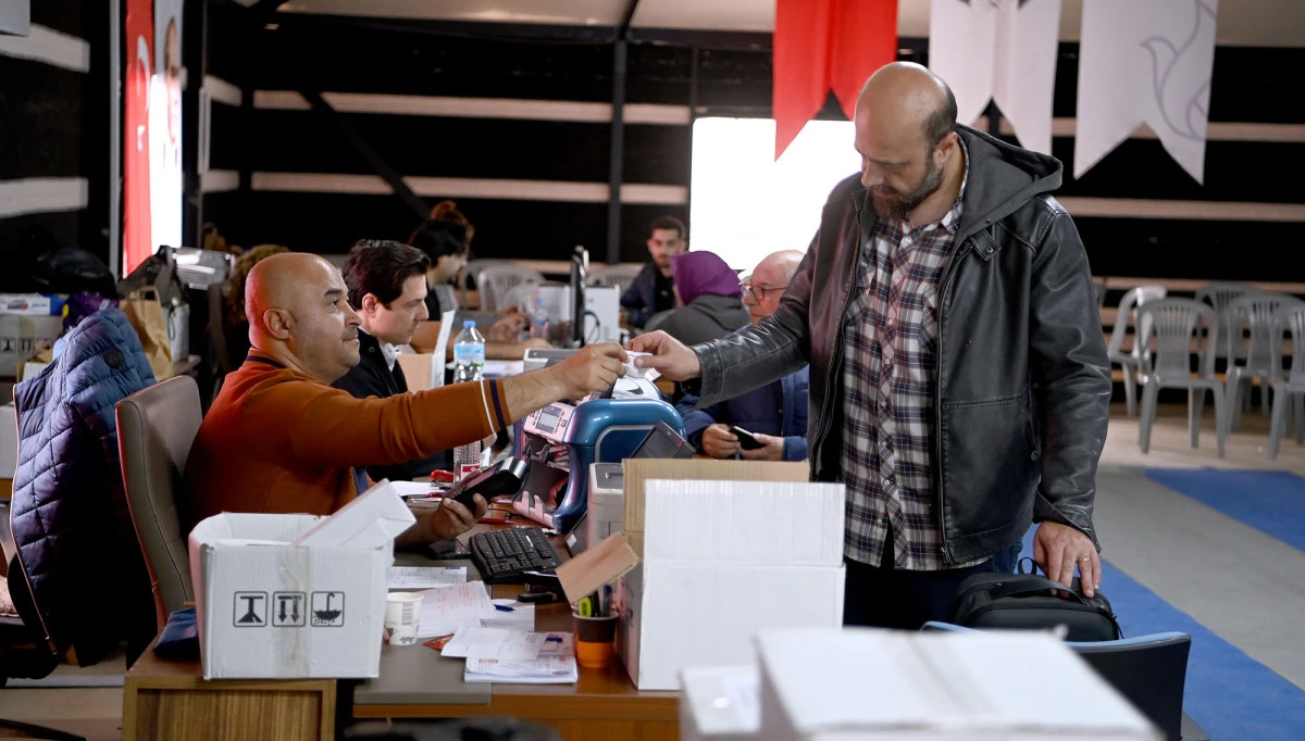 KUŞADASI BELEDİYESİ&rsquo;NİN Y&Ouml;R&Uuml;K HİZMET &Ccedil;ADIRINDA T&Uuml;M İŞLEMLER KOLAYLIKLA YAPILIYOR