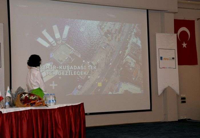 ACİL TIP ASİSTANLARI KUŞADASI’NDA BİR ARAYA GELDİ