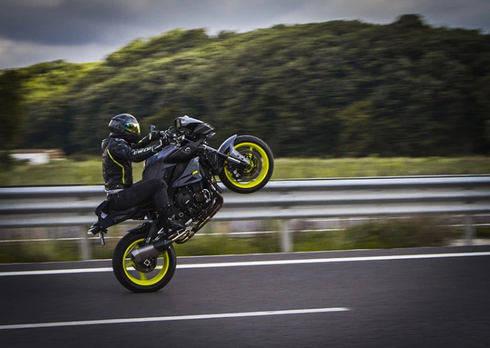 Trafikte akrobatlığa 140 bin lira ceza kesilecek 