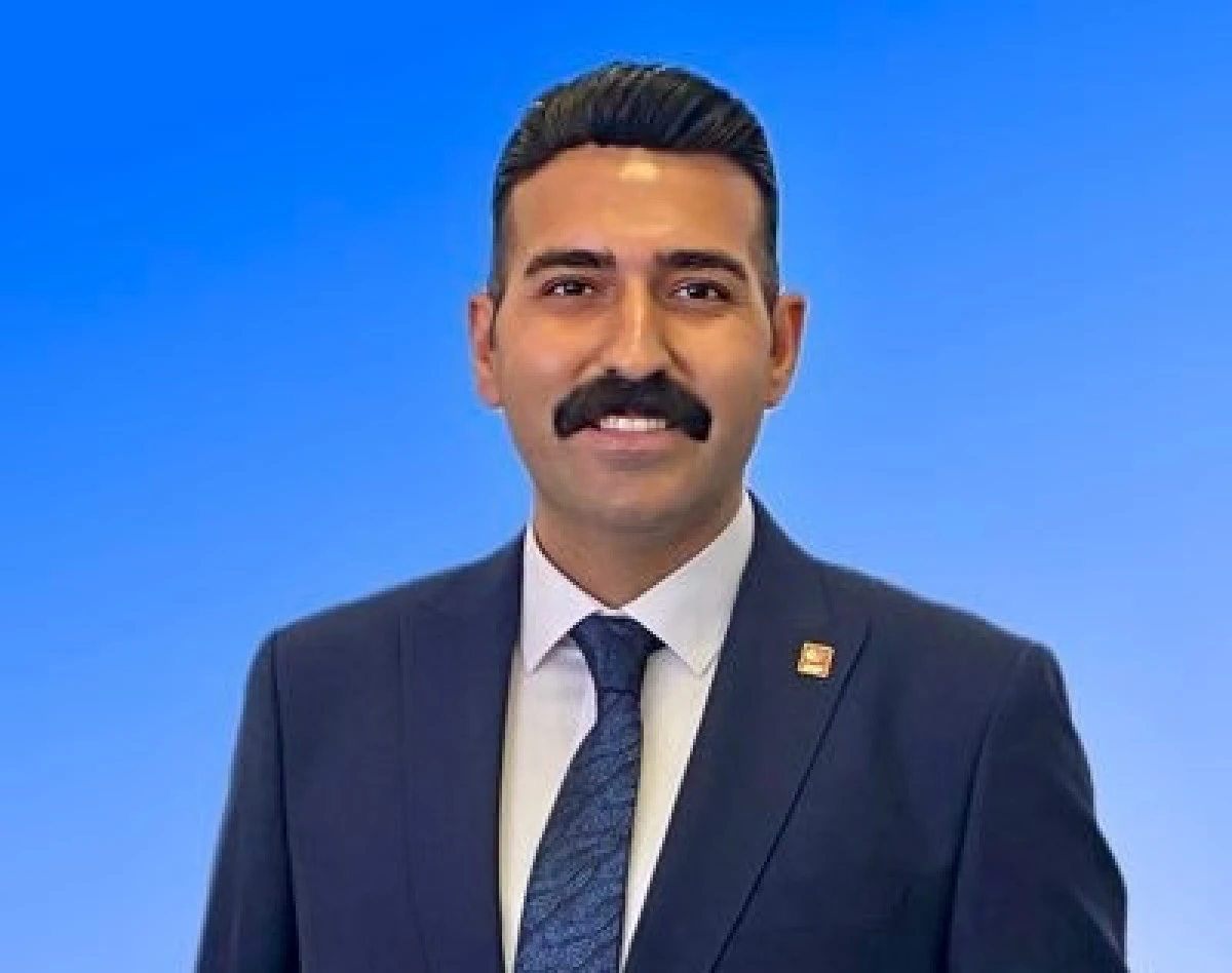 Yeni Parti Aydın&rsquo;da kongre yarışı başladı: İlk aday Kemal G&uuml;neri